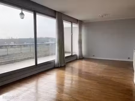 appartement 5 pièces 105 m²