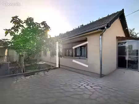 maison 5 pièces 90 m²