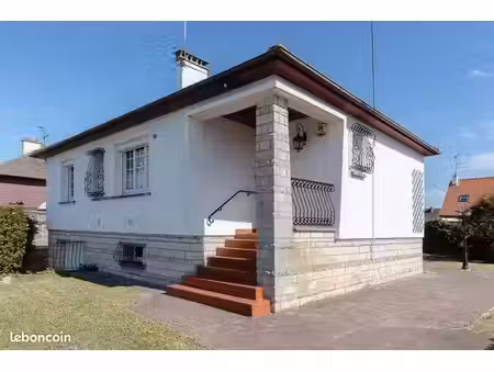 maison individuelle 89 m² – parcelle 677 m² – sous-sol complet – colombelles