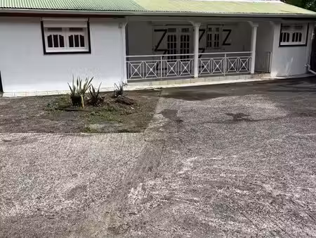 loue villa f4