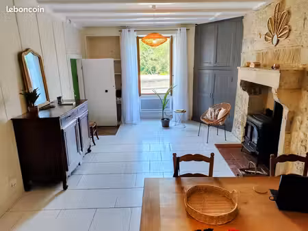 maison de caractère rénovée – vue église  calme & superbes prestations