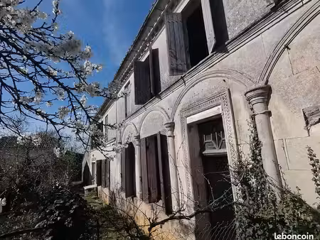 maison avec dépendances à rénover