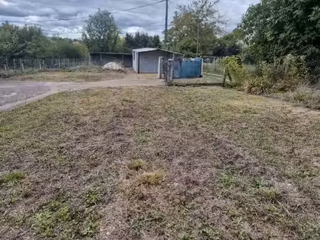 terrain constructible à saintes