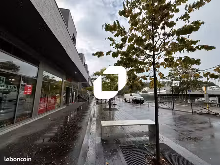 local commercial 152 m²