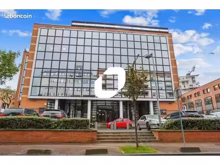 bureau 323 m²