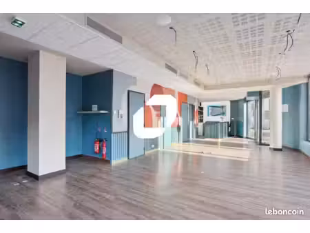 bureaux 336 m²