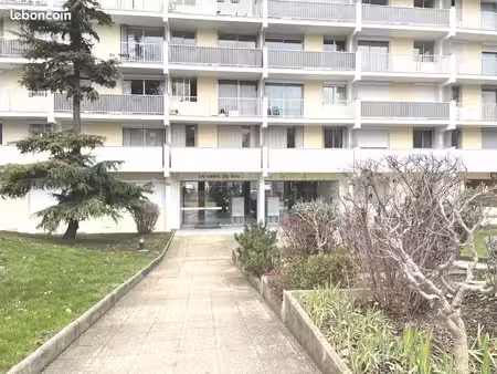 local 42 m² bagneux