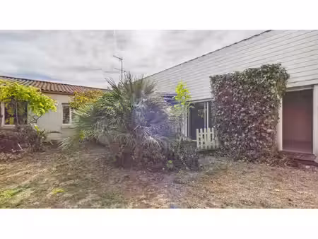maison de plain-pied – 130 m² – 2 chambres – garage  préau et jardin sans vis-à-vis