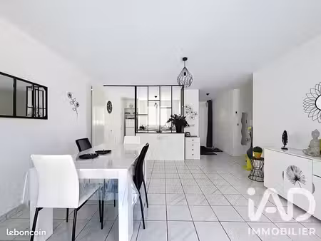maison 6 pièces 101 m²