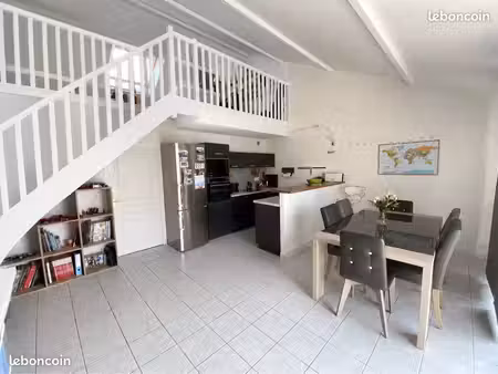 appartement t3-4 très lumineux