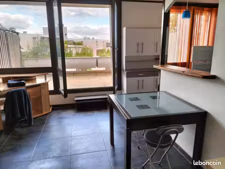 t1 meublé avec grande terrasse et parking quetigny