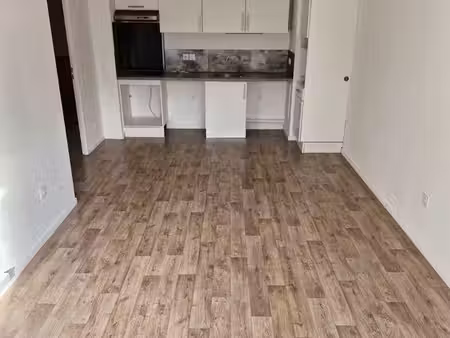 appartement 3 pièces de 55 m2 à vauréal