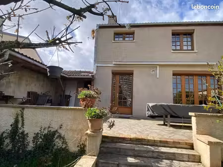 maison 4 pièces 95 m²