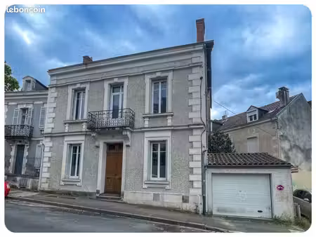 maison 9 pièces 193 m²