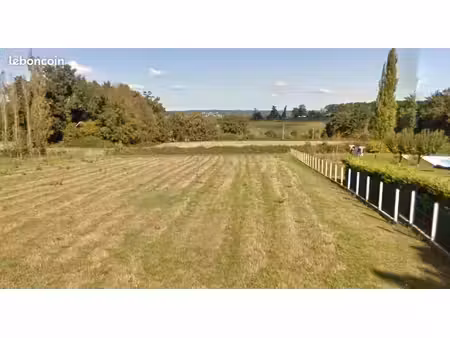 terrain 1 272 m² cours de pile
