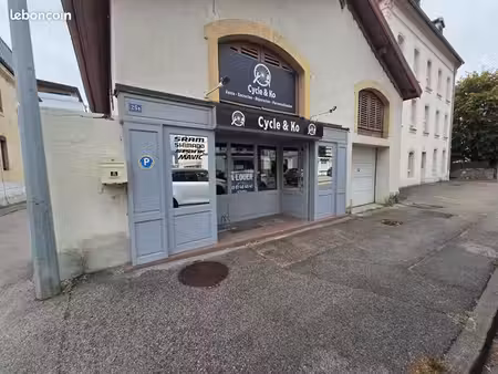 local commercial 50 m²