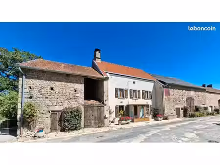 superbe ferme avec ses dépendances