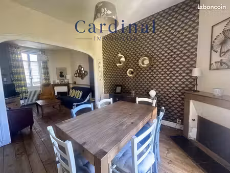 maison 8 pièces 112 m²