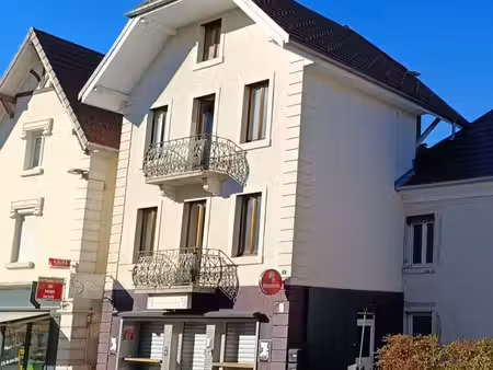 maison de ville + murs commerciaux + fond de commerce proposés à la vente et en lot