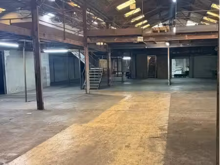 local commercial 1200m2