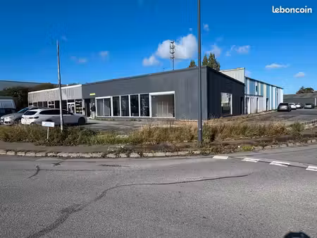 local 1300 m² gouesnou