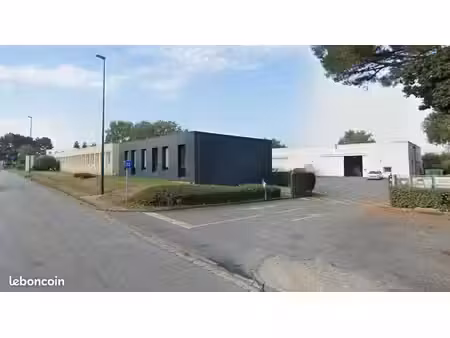 local 1500 m² brest
