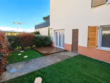 appartement t2 48 m² avec jardin privatif 47 m² + parking — labarthe-sur-lèze
