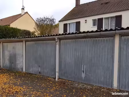 garage fermé a louer