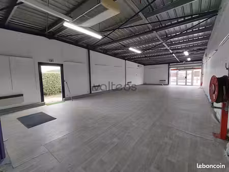 local commercial 226 m² balma