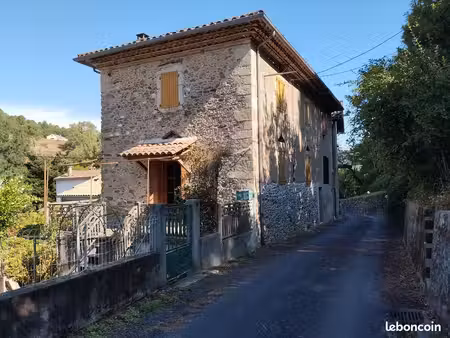 maison en pierre