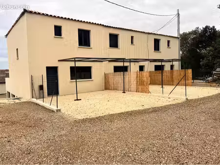 maison mitoyenne 92m2 terrasse jardin 2 garages