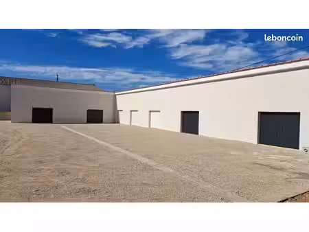 dépôt / box / entrepôt / stockage / garage disponibles à la location