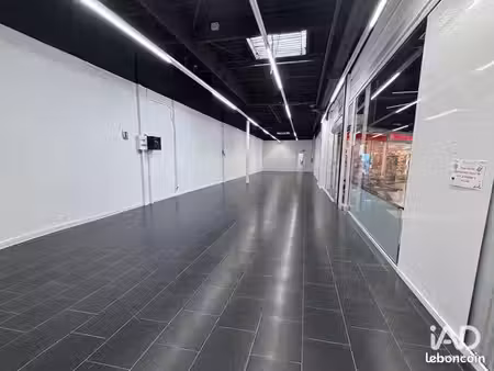 boutique 158 m² gujan-mestras