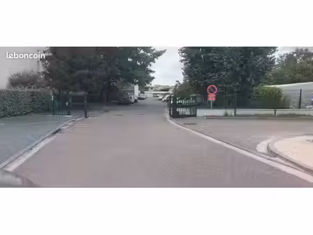 box garage