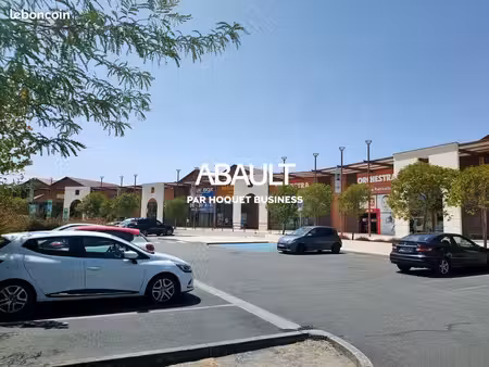 local commercial 651 m² begles