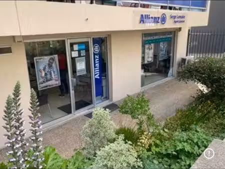 bureau 50m2 avec parking