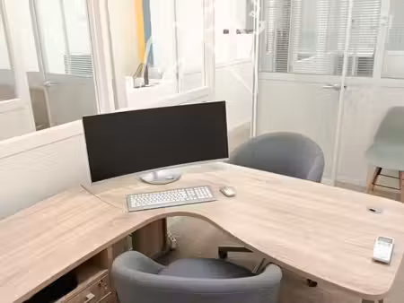 bureaux 57 m²