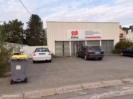 local professionnel à louer – saint-erblon