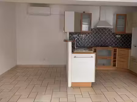 vends maison de village