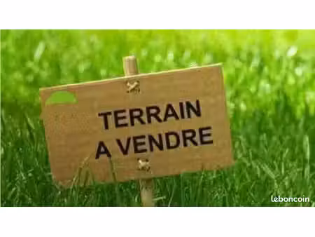 terrain 482 m² bessan