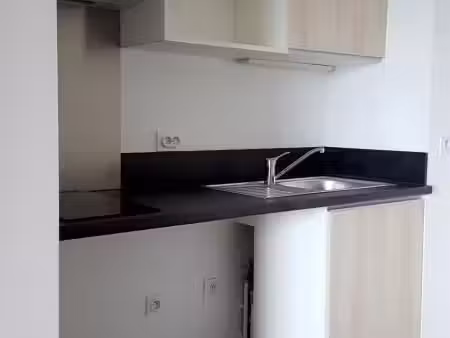 studio 1 pièce 19 m²
