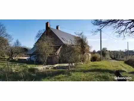 dernière maison de la route