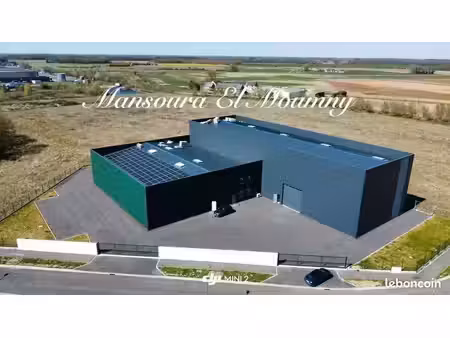 local bureaux 1 760 m²
