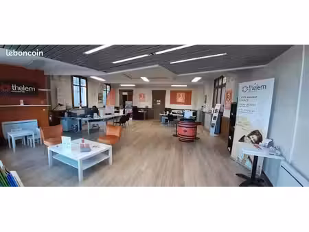 à louer – local commercial – chinon centre