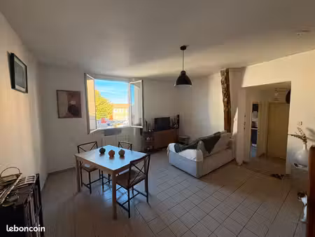 immeuble 8 pièces 340 m²