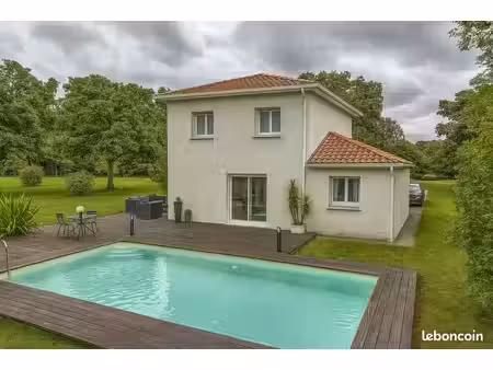 propriété 4 pièces 80 m²