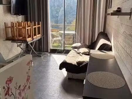 studio 1 pièce 25 m²