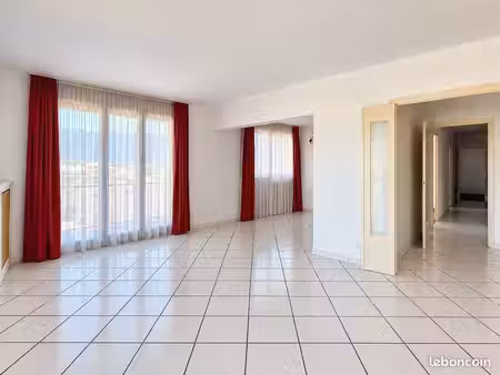 appartement 5 pièces 105 m²