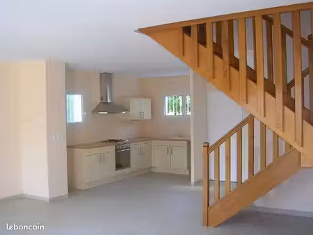 maison 4 pièces 96 m²