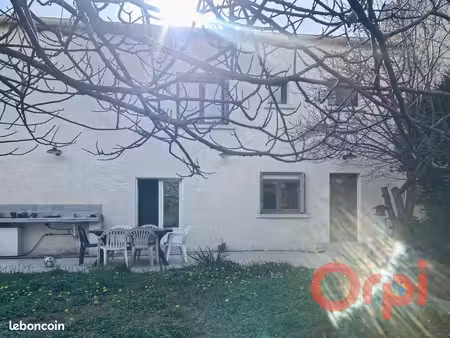 maison 5 pièces 110 m²
